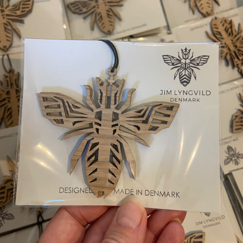 Jim Lyngvild - speciel ophæng skabt i Danmark