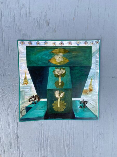 Blomster workshop hos Danmark & Norden, et bord fyldt med tørret blomster