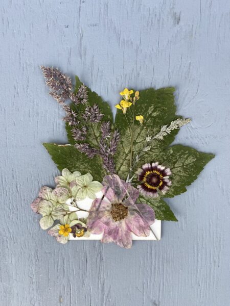 Vær kreativ i blomster baren - workshop med danske blomster og planter presset af Annette fra Danmark & Norden